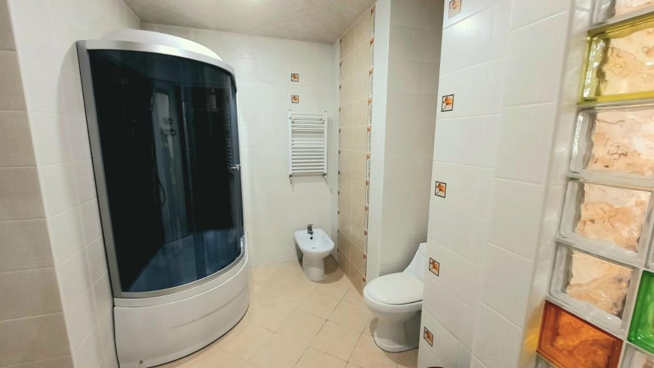 Elegance Apartment Chisinau Center Close To Stefan Cel Mare エクステリア 写真