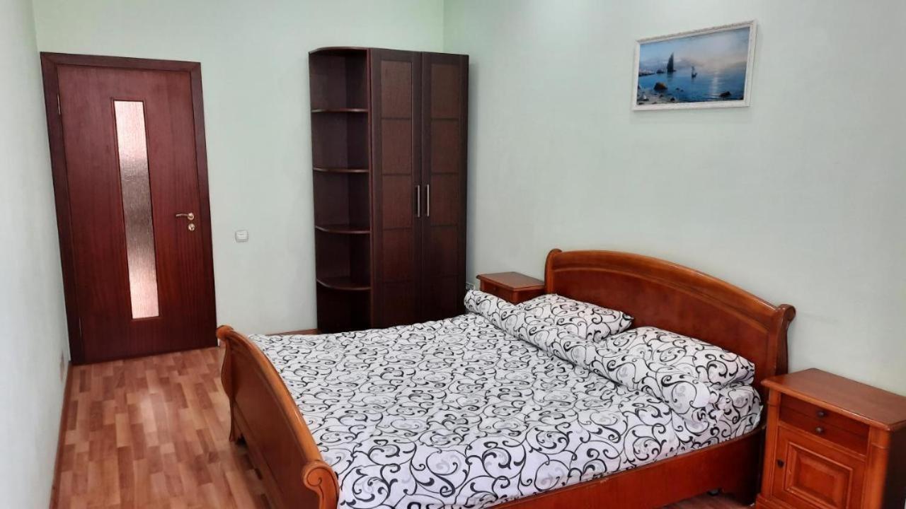 Elegance Apartment Chisinau Center Close To Stefan Cel Mare エクステリア 写真